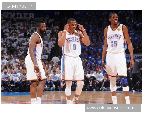 拉塞尔威斯布鲁克：从篮球天才到职业生涯的转折与挑战